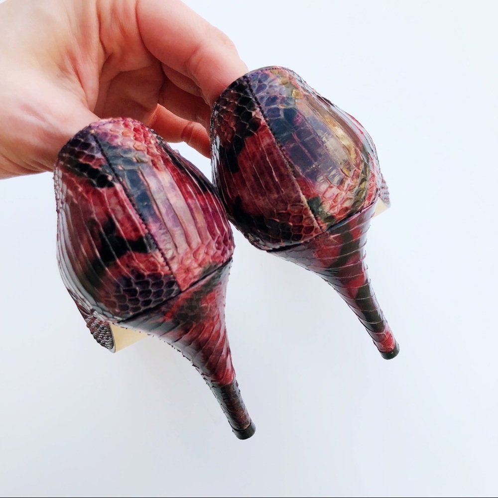 VINTAGE Snakeskin Reptile Pointy Toe Pumps - Picture 6 of 8